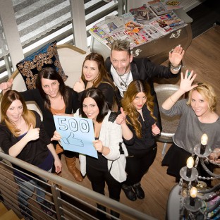 Das Team freut sich über 500 Fans bei Facebook!